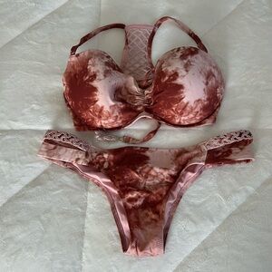 Shade & Shore bikini top 34d bottom size m